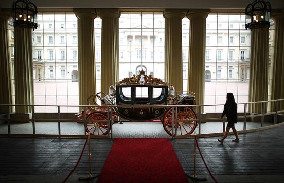 مأدبة ملكية في قصر باكنغهام.. تعرف على تفاصيلها وتكلفتها صورة رقم 12