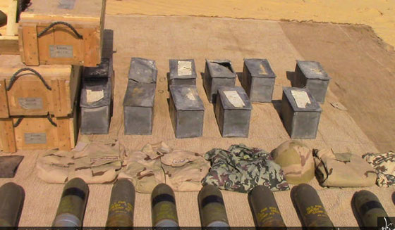 داعش ينشر صور أسلحة وعتاد يدعي انه اغتنمها من الجيش المصري بسيناء صورة رقم 3 داعش ينشر صور أسلحة وعتاد يدعي انه اغتنمها من الجيش المصري بسيناء صورة رقم 3