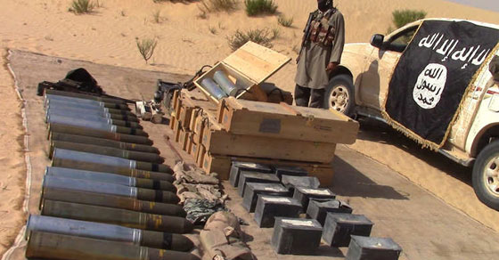 داعش ينشر صور أسلحة وعتاد يدعي انه اغتنمها من الجيش المصري بسيناء صورة رقم 4 داعش ينشر صور أسلحة وعتاد يدعي انه اغتنمها من الجيش المصري بسيناء صورة رقم 4