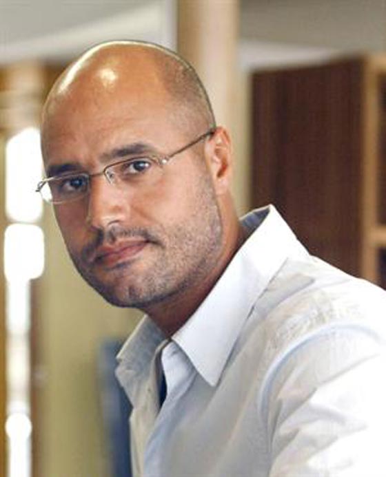 الحكم على سيف الاسلام القذافي والسنوسي بالاعدام رميا بالرصاص صورة رقم 5