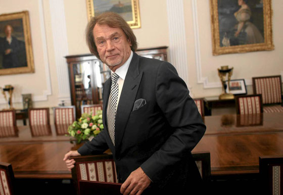 الموت يغيب اغنى رجل في بولندا عن 65 عاما صورة رقم 3 الموت يغيب اغنى رجل في بولندا عن 65 عاما صورة رقم 3