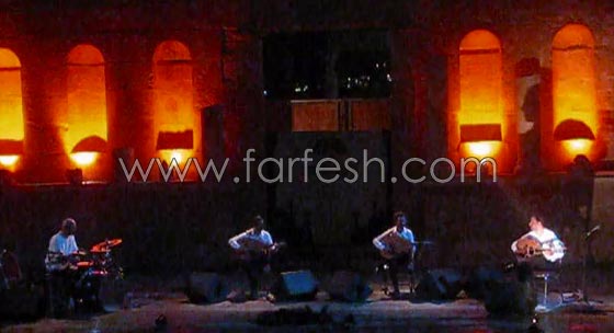  فيديو (تريو جبران) في جرش: معزوفات ساحرة على العود بمرافقة اشعار محمود درويش  صورة رقم 3