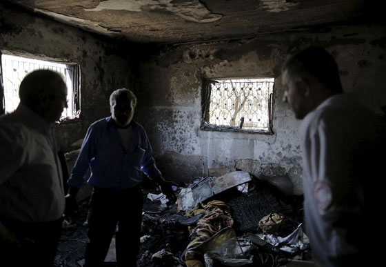 وزير الصحة الفلسطيني: الحالة الصحية لافراد عائلة دوابشة حرجة صورة رقم 3