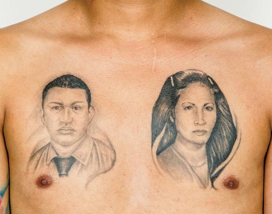  فيديو.. الصدفة تجمع 4 توائم تم تبديلهم بالخطأ منذ ولادتهم قبل 20 عاما صورة رقم 11