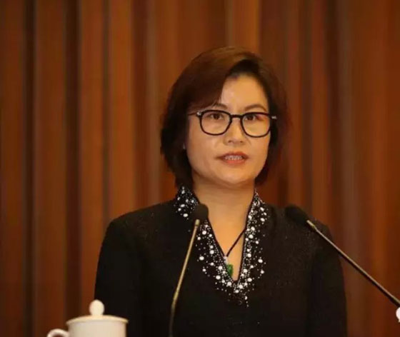 اكثر امرأة عصامية بالعالم بدأت من الصفر وتستثمر اليوم بالمليارات صورة رقم 9