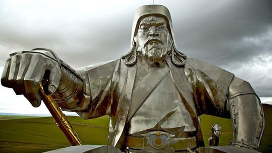 تعرف على اغنى 10 شخصيات في التاريخ.. منهم جنكيز خان، ستالين وبيل غيتس صورة رقم 6