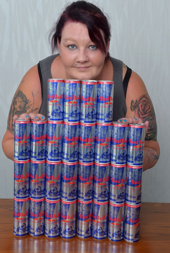 ايرلندية تفقد بصرها بسبب تناولها 28 علبة من مشروب الطاقة يوميا صورة رقم 5 ايرلندية تفقد بصرها بسبب تناولها 28 علبة من مشروب الطاقة يوميا صورة رقم 5