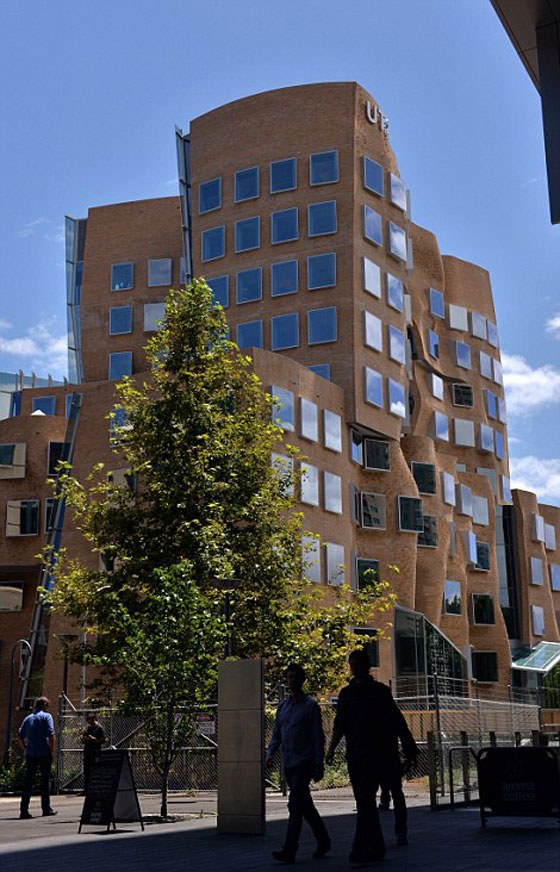 بالصور.. الثري جيمس باكر يبيع قصره في سيدني بـ 70 مليون دولار صورة رقم 10