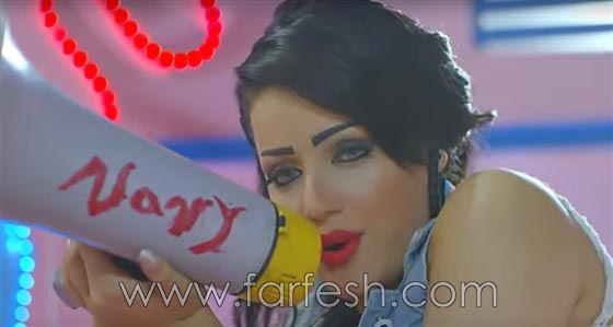 بعد فضيحة الراقصة برديس: نفس المخرج يطرح فيديو كله سخونة، اغراء واثارة مع (ناني)! صورة رقم 2