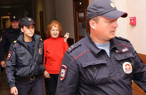 امنا الغولة.. السفاحة الروسية قتلت وابتلعت اكثر من عشرة اشخاص صورة رقم 1 امنا الغولة.. السفاحة الروسية قتلت وابتلعت اكثر من عشرة اشخاص صورة رقم 1