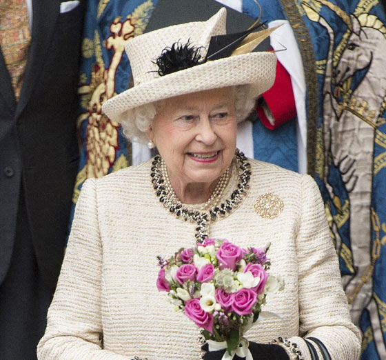 داعش يخطط لعمل ارهابي يستهدف الملكة اليزابيث والعائلة المالكة صورة رقم 2 داعش يخطط لعمل ارهابي يستهدف الملكة اليزابيث والعائلة المالكة صورة رقم 2