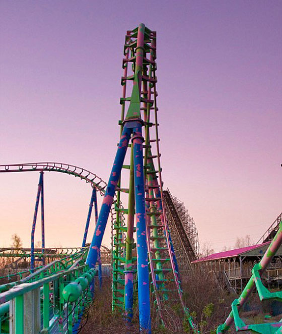 بالصور.. متنزه دمّره اعصار كاترينا وتركه مرتعا للتماسيح صورة رقم 1 بالصور.. متنزه دمّره اعصار كاترينا وتركه مرتعا للتماسيح صورة رقم 1