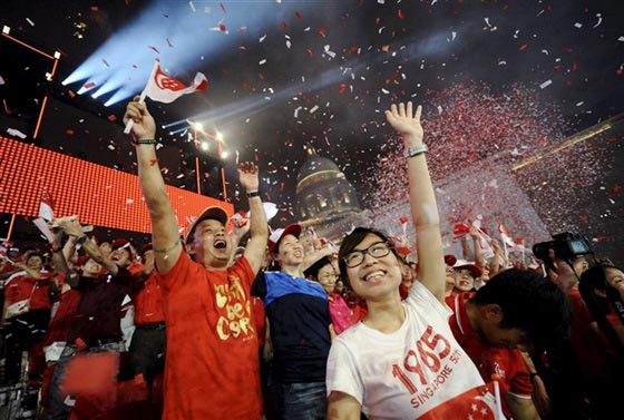 بالصور.. سنغافورة العظمى تحتفل بعيد استقلالها الـ 50 عن ماليزيا صورة رقم 14