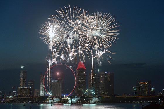 بالصور.. سنغافورة العظمى تحتفل بعيد استقلالها الـ 50 عن ماليزيا صورة رقم 17