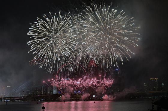 بالصور.. سنغافورة العظمى تحتفل بعيد استقلالها الـ 50 عن ماليزيا صورة رقم 18