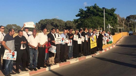 تدهور خطير على حالة الاسير علان المضرب عن الطعام وربطه بجهاز التنفس صورة رقم 8 تدهور خطير على حالة الاسير علان المضرب عن الطعام وربطه بجهاز التنفس صورة رقم 8