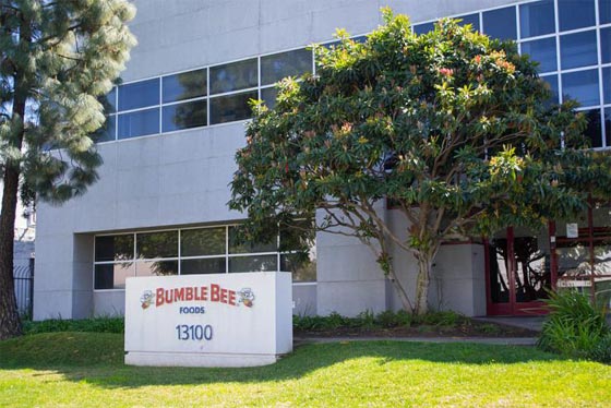 تغريم شركة أغذية بـ6 ملايين دولار بعد طبخ عامل في فرن التونا صورة رقم 4 تغريم شركة أغذية بـ6 ملايين دولار بعد طبخ عامل في فرن التونا صورة رقم 4