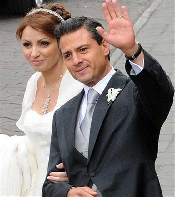 فضائح الرئيس المكسيكي تضع مستقبله السياسي على كف عفريت صورة رقم 2