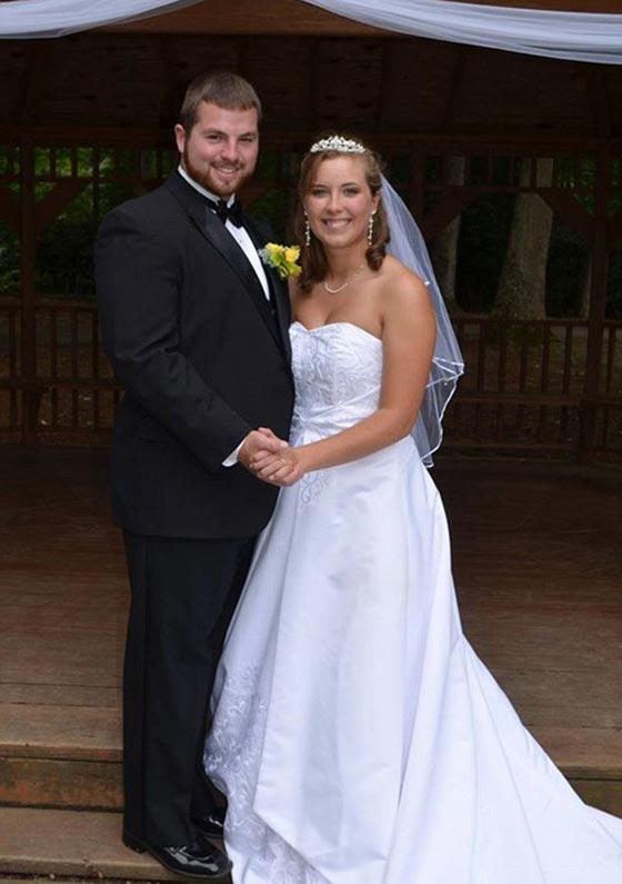 عروس فقدت الذاكرة بحادث ونسيت زواجها.. فتزوجها حبيبها مرة أخرى صورة رقم 8