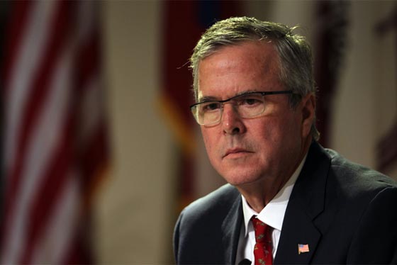 دونالد ترامب يشن حملة شرسة على عائلة بوش وحماقاتها في العراق صورة رقم 5