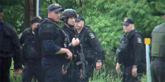 مطاردة مجرمين فرا من سجنهما تكلف نيويورك مليون دولار يوميا!! صورة رقم 4