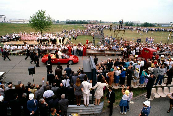 بيع سيارة البابا الراحل بستة ملايين دولار.. وهذه هي قصتها الكاملة صورة رقم 4