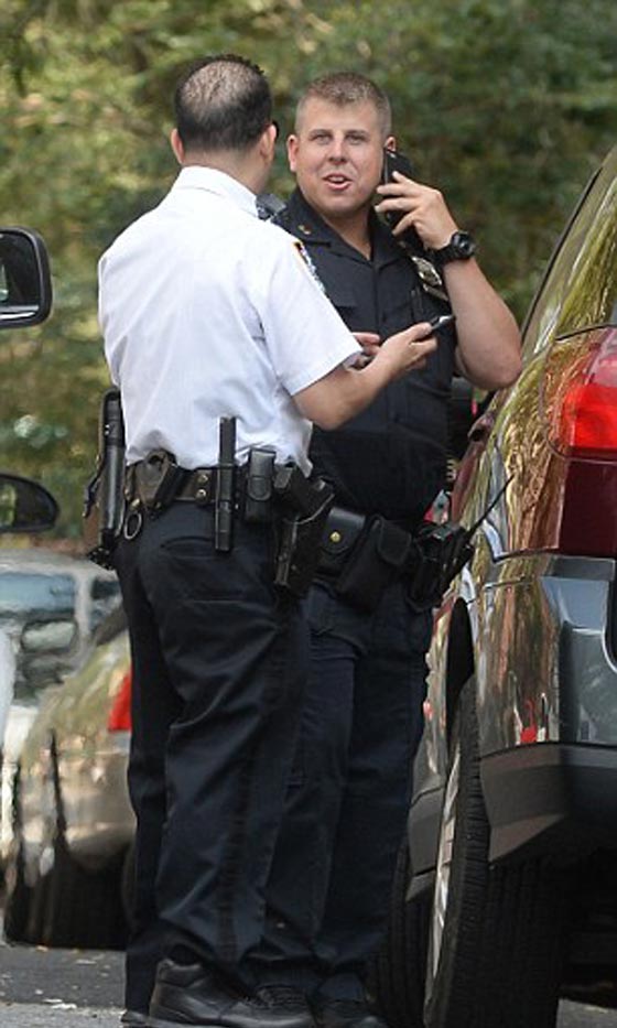  تفاصيل مروعة.. طارد الأرواح يقتل حفيدة نجم عالمي بـ 16 طعنة صورة رقم 15