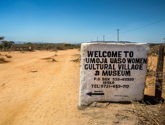 قرية تعيش فيها النساء فقط وتصدر قراراتها من تحت شجرة الكلام صورة رقم 15