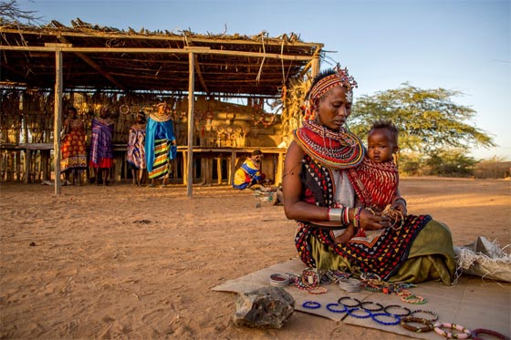 قرية تعيش فيها النساء فقط وتصدر قراراتها من تحت شجرة الكلام صورة رقم 4