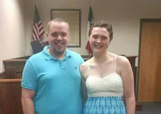  قاضي يخير رجلا بين السجن أو الزواج ويتعرض لهجوم وانتقادات صورة رقم 2