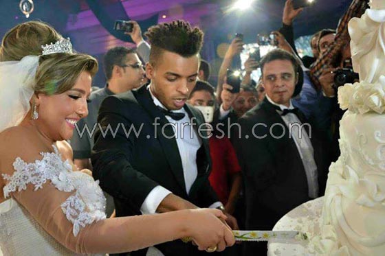 صور جديدة من حفل الفنانة مي كساب والمغني الشعبي اوكا صورة رقم 24