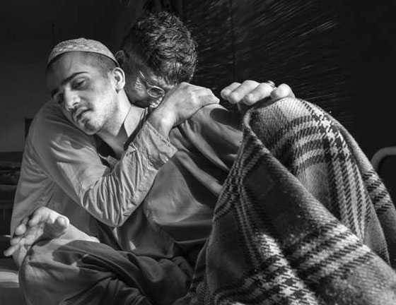 مصور يكشف اسرار الحياة في مصح عقلي.. مستخدما عدسته السحرية صورة رقم 4 مصور يكشف اسرار الحياة في مصح عقلي.. مستخدما عدسته السحرية صورة رقم 4