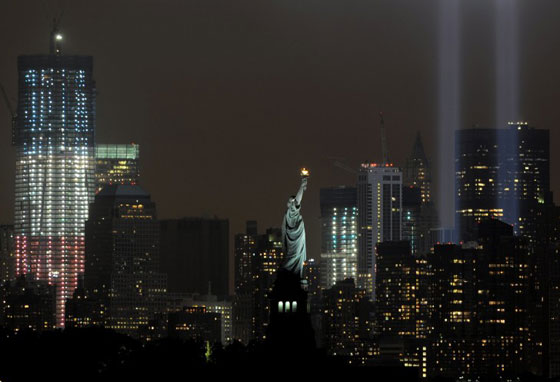 نيويورك.. حالة استنفار في اعقاب تهديد بنسف تمثال الحرية صورة رقم 8 نيويورك.. حالة استنفار في اعقاب تهديد بنسف تمثال الحرية صورة رقم 8