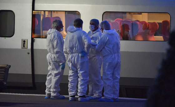 مسلح اسلامي يطلق النار دخل قطار بفرنسا ويصيب 3 اشخاص بينهم ممثل صورة رقم 1