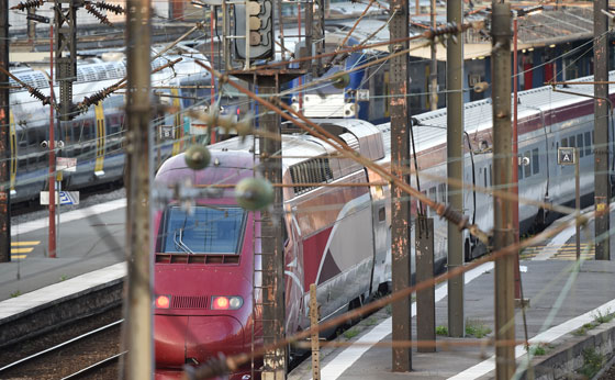 مسلح اسلامي يطلق النار دخل قطار بفرنسا ويصيب 3 اشخاص بينهم ممثل صورة رقم 4