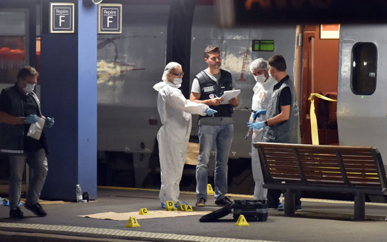 مسلح اسلامي يطلق النار دخل قطار بفرنسا ويصيب 3 اشخاص بينهم ممثل صورة رقم 8