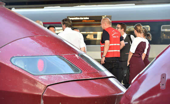 مسلح اسلامي يطلق النار دخل قطار بفرنسا ويصيب 3 اشخاص بينهم ممثل صورة رقم 16