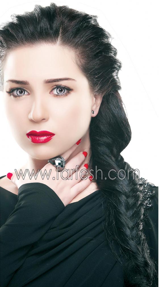 صور فنانين وفنانات اقتحموا مجال الفن العربي واصولهم غير مصرية! صورة رقم 19