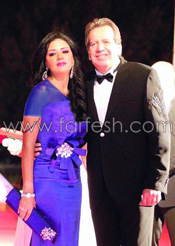 بالصور.. زيجات الفنانين التي أثارت الجدل آخرها سعيد طرابيك من ثلاثينية صورة رقم 7