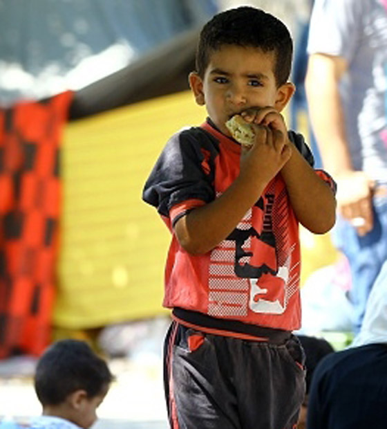 امرأة تركية تطعم 35 طفلا سوريا في مطعم وتختفي دون ان تدفع! صورة رقم 1