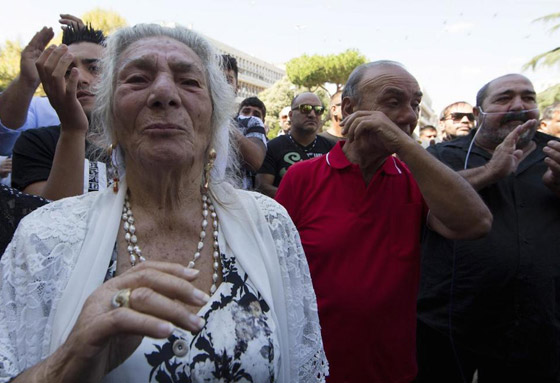 جنازة حاشدة لزعيم عصابة اجرامية تغضب الايطاليين وتشعرهم بالاهانة صورة رقم 3