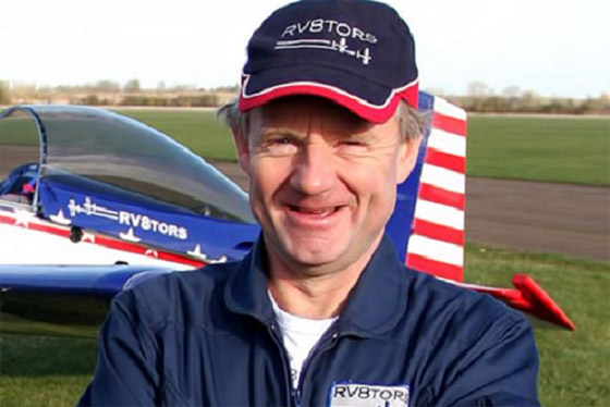 بالفيديو.. الزوجة شاهدت زوجها وهو يهوي بطائرته ويقتل 7 اشخاص صورة رقم 1