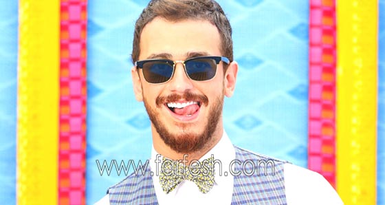 بالفيديو.. فتاة تحتضن سعد المجرد على المسرح وتثير الفوضى صورة رقم 1