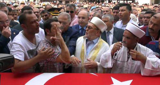 الجيش التركي يغلي ضد اردوغان.. شاهد الفيديو والصور صورة رقم 3