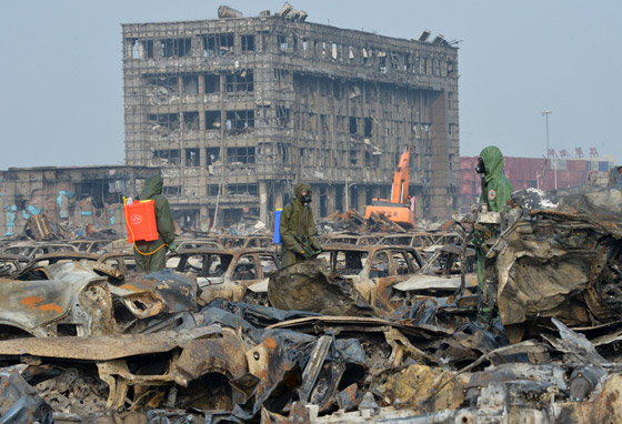 بالفيديو.. الصين تختبر خلو الاجواء من المواد السامة بالأرانب والدجاج صورة رقم 4