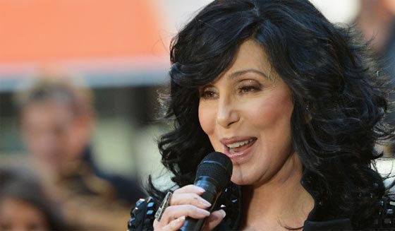 جريء أم غبي؟! حرب كلامية بين دونالد ترامب ومشاهير هوليوود صورة رقم 2