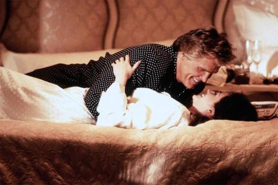 بالصور.. ست قبلات سينمائية اشتهرت بأنها كانت مقززة لأبطالها صورة رقم 5