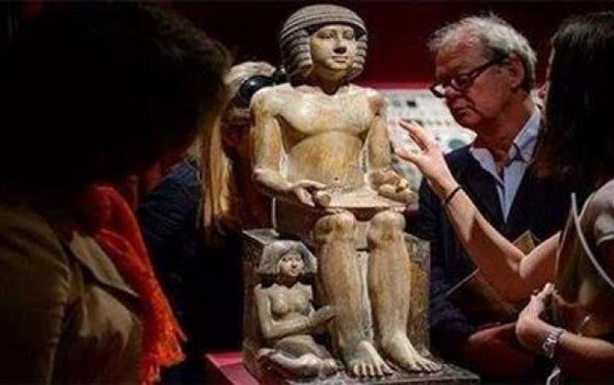  تمثال فرعوني يحدث أزمة بين مصر وبريطانيا وقطر تطلب شراءه صورة رقم 1