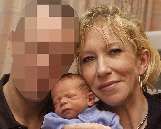 عقل داعش الالكتروني في سوريا يلقى حتفه على يد طائرة امريكية صورة رقم 6