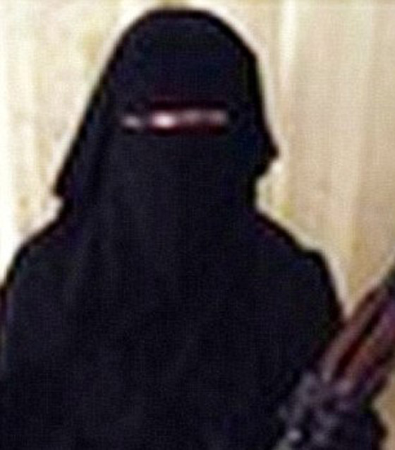 عقل داعش الالكتروني في سوريا يلقى حتفه على يد طائرة امريكية صورة رقم 7